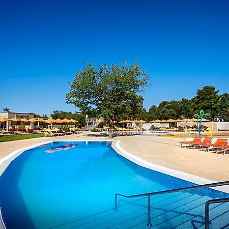 Mobilhome Victoria Lanterna 4*